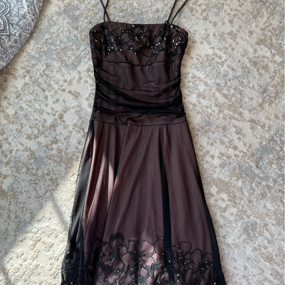 Elegant Black Midi Dress